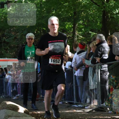 28.09.2025 - 33. Volkslauf durch das schöne Alstertal Strokosch-Dieckow http://msf.ph/oto/8972560 28.09.2025 12:00:29 Ziel 1652, 3192 meine-sportfotos.de