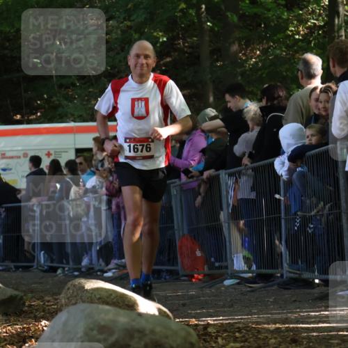 28.09.2025 - 33. Volkslauf durch das schöne Alstertal Strokosch-Dieckow http://msf.ph/oto/8972585 28.09.2025 12:01:06 Ziel 1676 meine-sportfotos.de