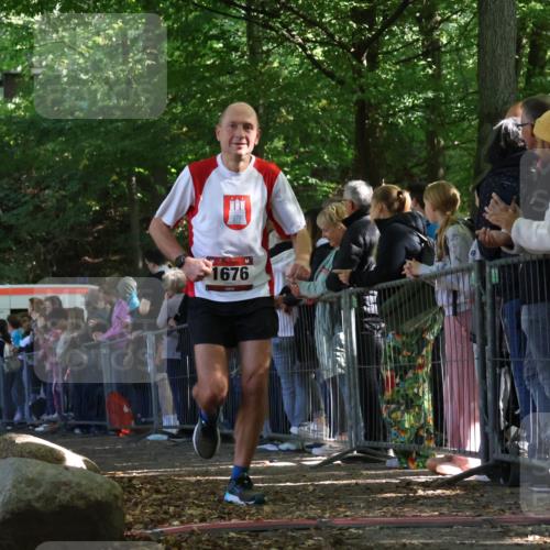 28.09.2025 - 33. Volkslauf durch das schöne Alstertal Strokosch-Dieckow http://msf.ph/oto/8972587 28.09.2025 12:01:08 Ziel 1676 meine-sportfotos.de