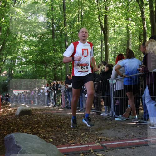 28.09.2025 - 33. Volkslauf durch das schöne Alstertal Strokosch-Dieckow http://msf.ph/oto/8972591 28.09.2025 12:01:10 Ziel 1676 meine-sportfotos.de