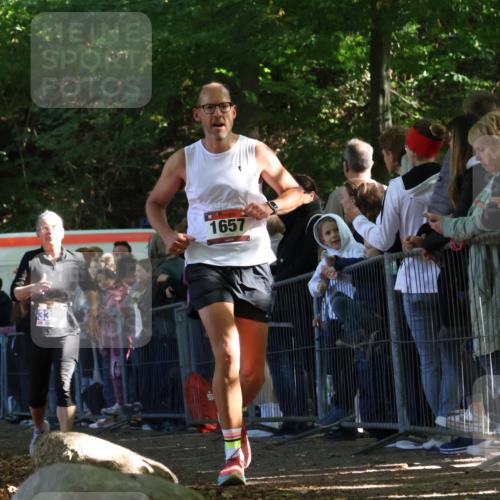 28.09.2025 - 33. Volkslauf durch das schöne Alstertal Strokosch-Dieckow http://msf.ph/oto/8972593 28.09.2025 12:01:18 Ziel 1657, 3353 meine-sportfotos.de