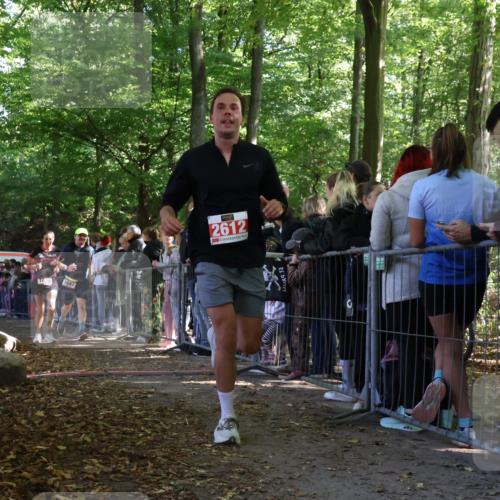 28.09.2025 - 33. Volkslauf durch das schöne Alstertal Strokosch-Dieckow http://msf.ph/oto/8972625 28.09.2025 12:02:03 Ziel 1026, 1697, 2612 meine-sportfotos.de
