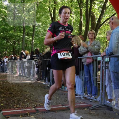 28.09.2025 - 33. Volkslauf durch das schöne Alstertal Strokosch-Dieckow http://msf.ph/oto/8972632 28.09.2025 12:02:07 Ziel 1026, 1697 meine-sportfotos.de