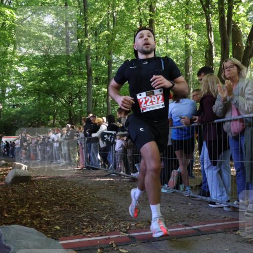 28.09.2025 - 33. Volkslauf durch das schöne Alstertal Strokosch-Dieckow http://msf.ph/oto/8972638 28.09.2025 12:02:32 Ziel 1804, 2213, 2292 meine-sportfotos.de