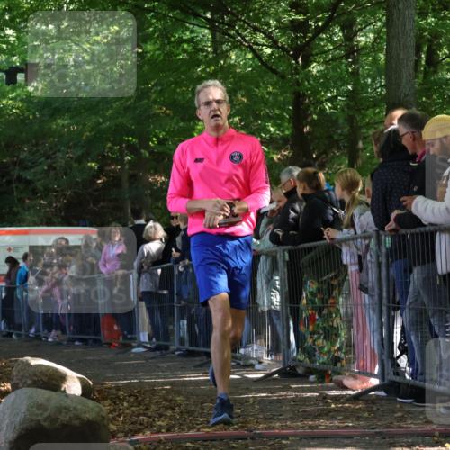 28.09.2025 - 33. Volkslauf durch das schöne Alstertal Strokosch-Dieckow http://msf.ph/oto/8972654 28.09.2025 12:02:46 Ziel 1673 meine-sportfotos.de