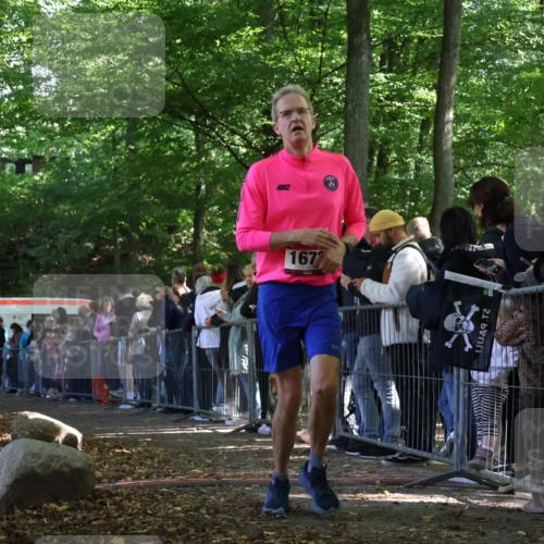 28.09.2025 - 33. Volkslauf durch das schöne Alstertal Strokosch-Dieckow http://msf.ph/oto/8972656 28.09.2025 12:02:47 Ziel 1673 meine-sportfotos.de