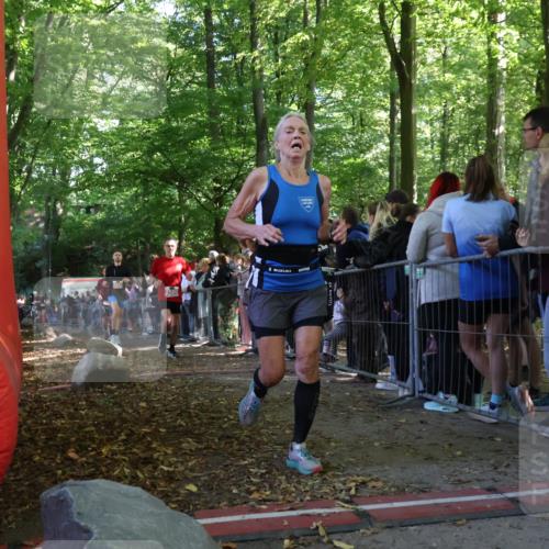 28.09.2025 - 33. Volkslauf durch das schöne Alstertal Strokosch-Dieckow http://msf.ph/oto/8972702 28.09.2025 12:03:40 Ziel 1038, 1045, 1712, 2453, 2500 meine-sportfotos.de