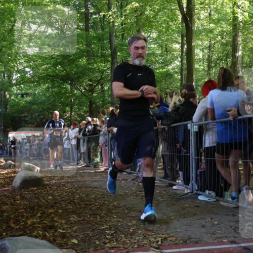 28.09.2025 - 33. Volkslauf durch das schöne Alstertal Strokosch-Dieckow http://msf.ph/oto/8972720 28.09.2025 12:03:51 Ziel 1681, 2248, 2605, 2645 meine-sportfotos.de