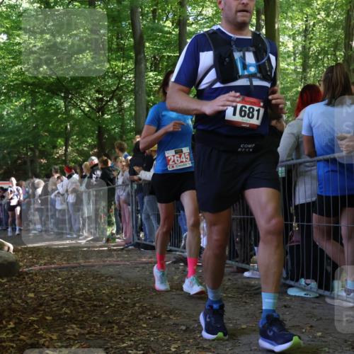 28.09.2025 - 33. Volkslauf durch das schöne Alstertal Strokosch-Dieckow http://msf.ph/oto/8972726 28.09.2025 12:03:53 Ziel 1681, 2248, 2347, 2645 meine-sportfotos.de
