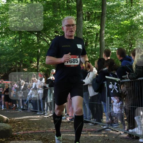 28.09.2025 - 33. Volkslauf durch das schöne Alstertal Strokosch-Dieckow http://msf.ph/oto/8972776 28.09.2025 12:04:58 Ziel 1030, 1088, 1667, 1678, 1685, 2459, 2552 meine-sportfotos.de