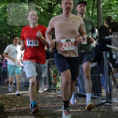 28.09.2025 - 33. Volkslauf durch das schöne Alstertal Strokosch-Dieckow http://msf.ph/oto/8972783 28.09.2025 12:05:02 Ziel 1030, 1034, 1658, 1667, 1678, 2459, 2552 meine-sportfotos.de
