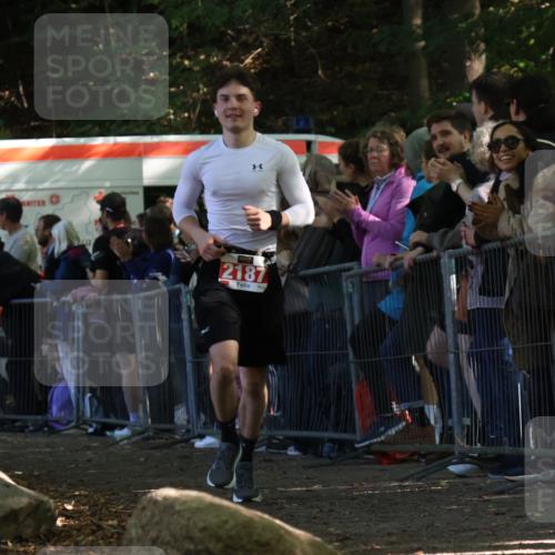 28.09.2025 - 33. Volkslauf durch das schöne Alstertal Strokosch-Dieckow http://msf.ph/oto/8972825 28.09.2025 12:05:37 Ziel 2187 meine-sportfotos.de