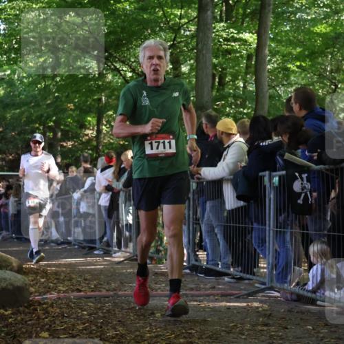 28.09.2025 - 33. Volkslauf durch das schöne Alstertal Strokosch-Dieckow http://msf.ph/oto/8972864 28.09.2025 12:06:15 Ziel 1701, 1711 meine-sportfotos.de
