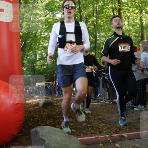 28.09.2025 - 33. Volkslauf durch das schöne Alstertal Strokosch-Dieckow http://msf.ph/oto/8972915 28.09.2025 12:07:10 Ziel 1036, 2034, 2359, 2513, 2613, 2647 meine-sportfotos.de