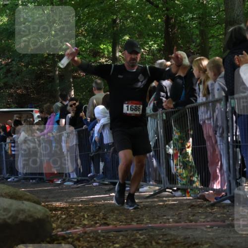 28.09.2025 - 33. Volkslauf durch das schöne Alstertal Strokosch-Dieckow http://msf.ph/oto/8972950 28.09.2025 12:07:54 Ziel 1686 meine-sportfotos.de