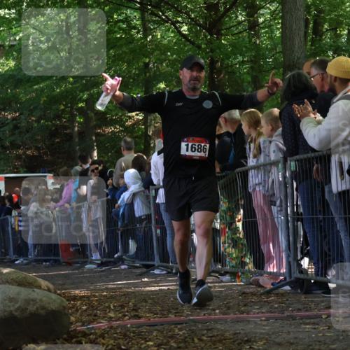 28.09.2025 - 33. Volkslauf durch das schöne Alstertal Strokosch-Dieckow http://msf.ph/oto/8972951 28.09.2025 12:07:55 Ziel 1686 meine-sportfotos.de