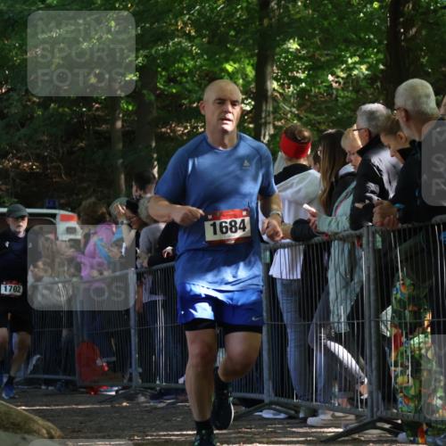28.09.2025 - 33. Volkslauf durch das schöne Alstertal Strokosch-Dieckow http://msf.ph/oto/8972979 28.09.2025 12:08:21 Ziel 1054, 1067, 1128, 1684, 1702 meine-sportfotos.de