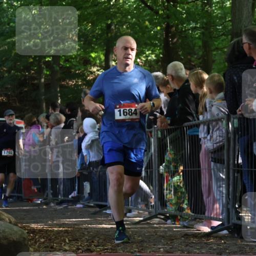 28.09.2025 - 33. Volkslauf durch das schöne Alstertal Strokosch-Dieckow http://msf.ph/oto/8972980 28.09.2025 12:08:21 Ziel 1054, 1067, 1128, 1684, 1702 meine-sportfotos.de