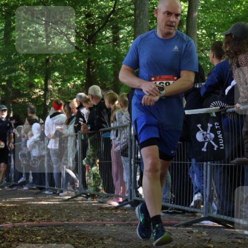 28.09.2025 - 33. Volkslauf durch das schöne Alstertal Strokosch-Dieckow http://msf.ph/oto/8972983 28.09.2025 12:08:23 Ziel 1054, 1067, 1128, 1684, 1702 meine-sportfotos.de