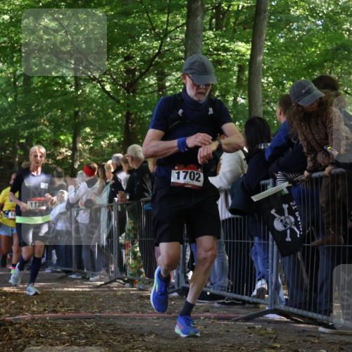 28.09.2025 - 33. Volkslauf durch das schöne Alstertal Strokosch-Dieckow http://msf.ph/oto/8972987 28.09.2025 12:08:25 Ziel 1054, 1067, 1128, 1702, 2578 meine-sportfotos.de