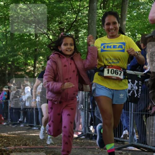 28.09.2025 - 33. Volkslauf durch das schöne Alstertal Strokosch-Dieckow http://msf.ph/oto/8972992 28.09.2025 12:08:29 Ziel 1054, 1067, 2578 meine-sportfotos.de