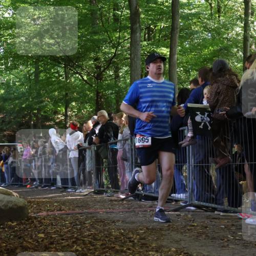 28.09.2025 - 33. Volkslauf durch das schöne Alstertal Strokosch-Dieckow http://msf.ph/oto/8973018 28.09.2025 12:09:16 Ziel 1071, 1695 meine-sportfotos.de