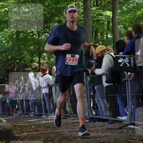 28.09.2025 - 33. Volkslauf durch das schöne Alstertal Strokosch-Dieckow http://msf.ph/oto/8973024 28.09.2025 12:09:26 Ziel 2030, 2071, 2233 meine-sportfotos.de