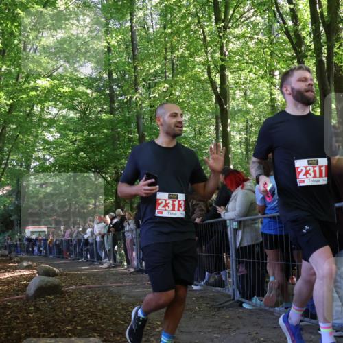 28.09.2025 - 33. Volkslauf durch das schöne Alstertal Strokosch-Dieckow http://msf.ph/oto/8973047 28.09.2025 12:10:08 Ziel 2528 meine-sportfotos.de