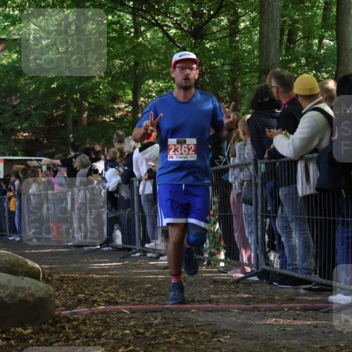 28.09.2025 - 33. Volkslauf durch das schöne Alstertal Strokosch-Dieckow http://msf.ph/oto/8973077 28.09.2025 12:10:41 Ziel 2362, 2619 meine-sportfotos.de