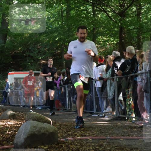 28.09.2025 - 33. Volkslauf durch das schöne Alstertal Strokosch-Dieckow http://msf.ph/oto/8973095 28.09.2025 12:11:08 Ziel 2204, 2555, 2998 meine-sportfotos.de