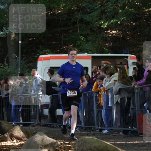 28.09.2025 - 33. Volkslauf durch das schöne Alstertal Strokosch-Dieckow http://msf.ph/oto/8973137 28.09.2025 12:12:11 Ziel 1705 meine-sportfotos.de