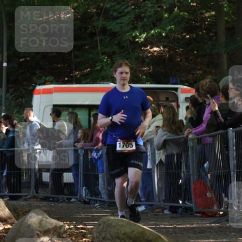 28.09.2025 - 33. Volkslauf durch das schöne Alstertal Strokosch-Dieckow http://msf.ph/oto/8973138 28.09.2025 12:12:13 Ziel 1705 meine-sportfotos.de