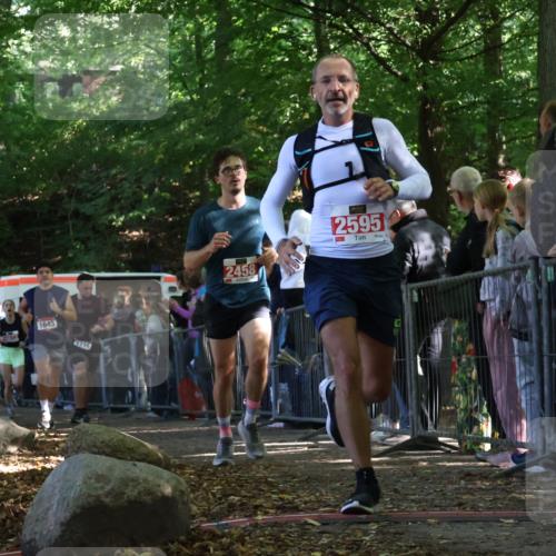 28.09.2025 - 33. Volkslauf durch das schöne Alstertal Strokosch-Dieckow http://msf.ph/oto/8973155 28.09.2025 12:12:31 Ziel 1645, 1710, 2373, 2458, 2595 meine-sportfotos.de