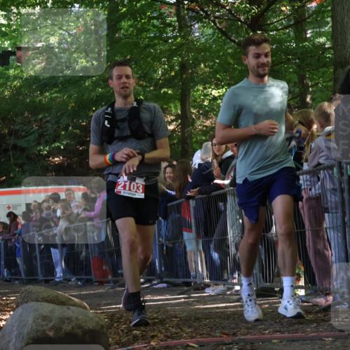 28.09.2025 - 33. Volkslauf durch das schöne Alstertal Strokosch-Dieckow http://msf.ph/oto/8973187 28.09.2025 12:13:02 Ziel 1062, 2103 meine-sportfotos.de