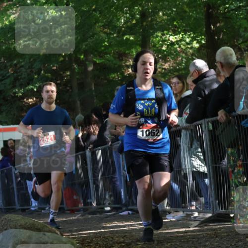 28.09.2025 - 33. Volkslauf durch das schöne Alstertal Strokosch-Dieckow http://msf.ph/oto/8973192 28.09.2025 12:13:10 Ziel 1062, 2621 meine-sportfotos.de
