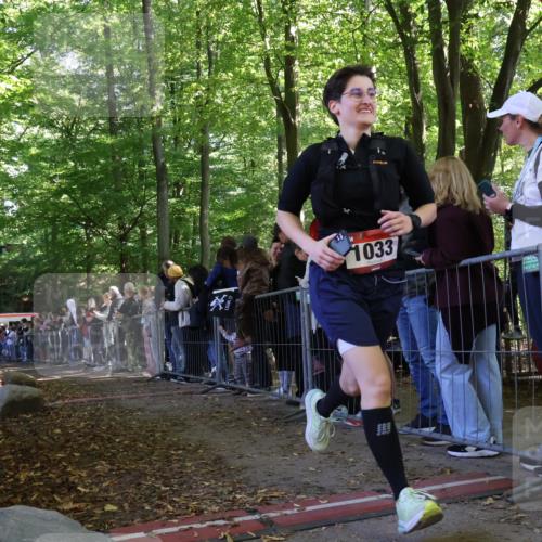 28.09.2025 - 33. Volkslauf durch das schöne Alstertal Strokosch-Dieckow http://msf.ph/oto/8973213 28.09.2025 12:14:02 Ziel 1076, 2017, 2175 meine-sportfotos.de