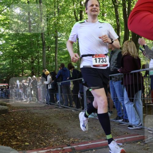 28.09.2025 - 33. Volkslauf durch das schöne Alstertal Strokosch-Dieckow http://msf.ph/oto/8973225 28.09.2025 12:14:14 Ziel  meine-sportfotos.de