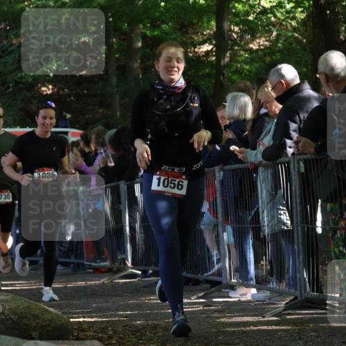 28.09.2025 - 33. Volkslauf durch das schöne Alstertal Strokosch-Dieckow http://msf.ph/oto/8973243 28.09.2025 12:14:37 Ziel 1056, 1086, 1730, 2999 meine-sportfotos.de