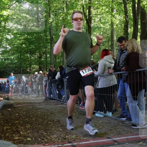 28.09.2025 - 33. Volkslauf durch das schöne Alstertal Strokosch-Dieckow http://msf.ph/oto/8973252 28.09.2025 12:14:42 Ziel 1730, 2324, 2999 meine-sportfotos.de