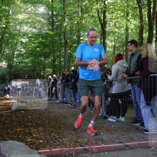 28.09.2025 - 33. Volkslauf durch das schöne Alstertal Strokosch-Dieckow http://msf.ph/oto/8973258 28.09.2025 12:14:46 Ziel 2235, 2324, 2999 meine-sportfotos.de