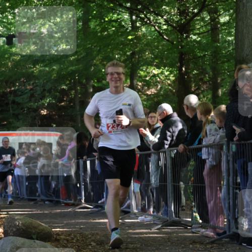 28.09.2025 - 33. Volkslauf durch das schöne Alstertal Strokosch-Dieckow http://msf.ph/oto/8973261 28.09.2025 12:14:50 Ziel 2235, 2324, 2529 meine-sportfotos.de