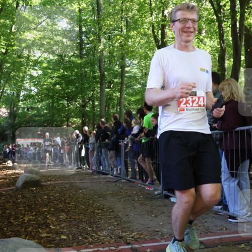 28.09.2025 - 33. Volkslauf durch das schöne Alstertal Strokosch-Dieckow http://msf.ph/oto/8973267 28.09.2025 12:14:52 Ziel 1077, 2235, 2529 meine-sportfotos.de