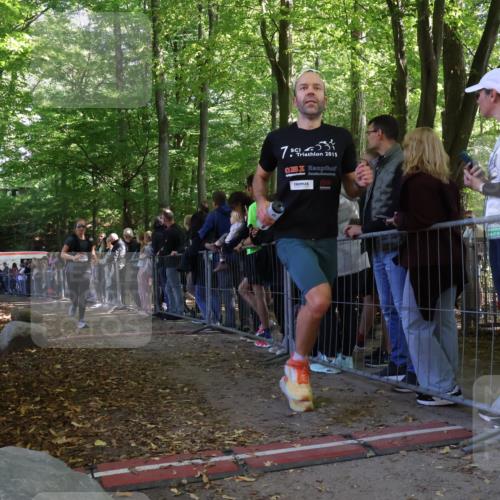 28.09.2025 - 33. Volkslauf durch das schöne Alstertal Strokosch-Dieckow http://msf.ph/oto/8973277 28.09.2025 12:15:07 Ziel 1059, 2451 meine-sportfotos.de