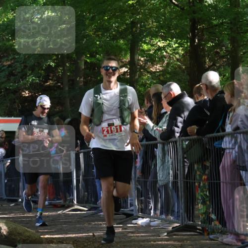 28.09.2025 - 33. Volkslauf durch das schöne Alstertal Strokosch-Dieckow http://msf.ph/oto/8973303 28.09.2025 12:15:34 Ziel 2191, 2593 meine-sportfotos.de