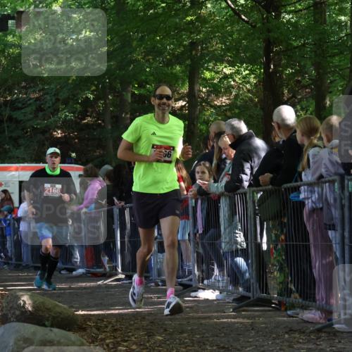 28.09.2025 - 33. Volkslauf durch das schöne Alstertal Strokosch-Dieckow http://msf.ph/oto/8973313 28.09.2025 12:15:43 Ziel 1666, 1718, 2166 meine-sportfotos.de