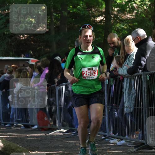 28.09.2025 - 33. Volkslauf durch das schöne Alstertal Strokosch-Dieckow http://msf.ph/oto/8973416 28.09.2025 12:17:23 Ziel 1122, 2653 meine-sportfotos.de