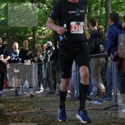 28.09.2025 - 33. Volkslauf durch das schöne Alstertal Strokosch-Dieckow http://msf.ph/oto/8973469 28.09.2025 12:18:09 Ziel 1746, 2140, 2141, 2225, 2279, 2280, 2344, 2346 meine-sportfotos.de