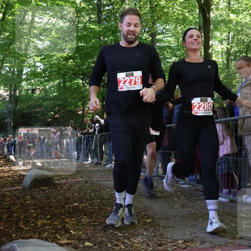 28.09.2025 - 33. Volkslauf durch das schöne Alstertal Strokosch-Dieckow http://msf.ph/oto/8973474 28.09.2025 12:18:12 Ziel 1746, 2140, 2141, 2225, 2279, 2280, 2344 meine-sportfotos.de