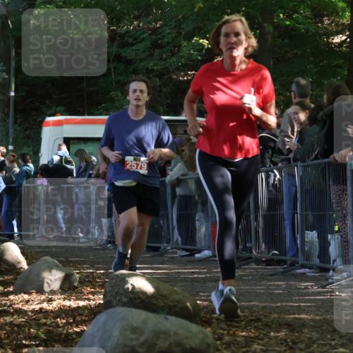 28.09.2025 - 33. Volkslauf durch das schöne Alstertal Strokosch-Dieckow http://msf.ph/oto/8973488 28.09.2025 12:18:25 Ziel 1713, 2579 meine-sportfotos.de