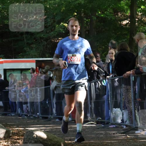 28.09.2025 - 33. Volkslauf durch das schöne Alstertal Strokosch-Dieckow http://msf.ph/oto/8973500 28.09.2025 12:18:33 Ziel 2497 meine-sportfotos.de